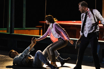 Teatr Komedia, *Zemsta* – Filip Lipecki, Paulina Soztak, Maciej Stuhr | Fot. Marek Ziemkiewicz