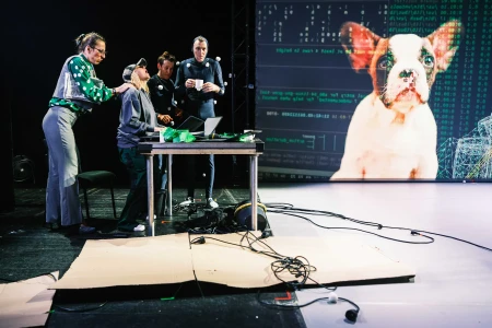 Laterna magika, *Pluto* – Anna Polívková, Vanda Hybnerová, Radim Vizváry, Trygve Wakenshaw | Fot. Petr Lebeda